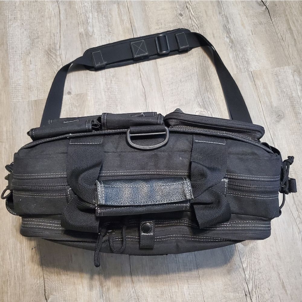 Maxpedition Operator Tactical Attache 0605B Black Large Messenger Bag Laptop EUC - Picture 3 of 6